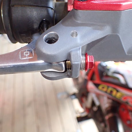 ブレーキテック(BRAKTEC).AJP.マスター用　ブレーキレバー遊び調整アジャスター(マスターに付ける)