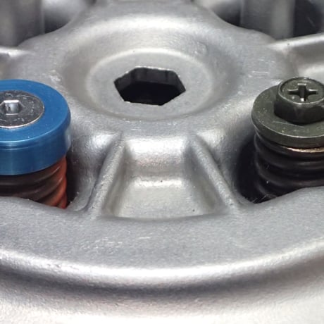 YAMAHA  SEROW225.TW200.TW225.ブロンコ.XT125.等用クラッチスプリングリテーナー