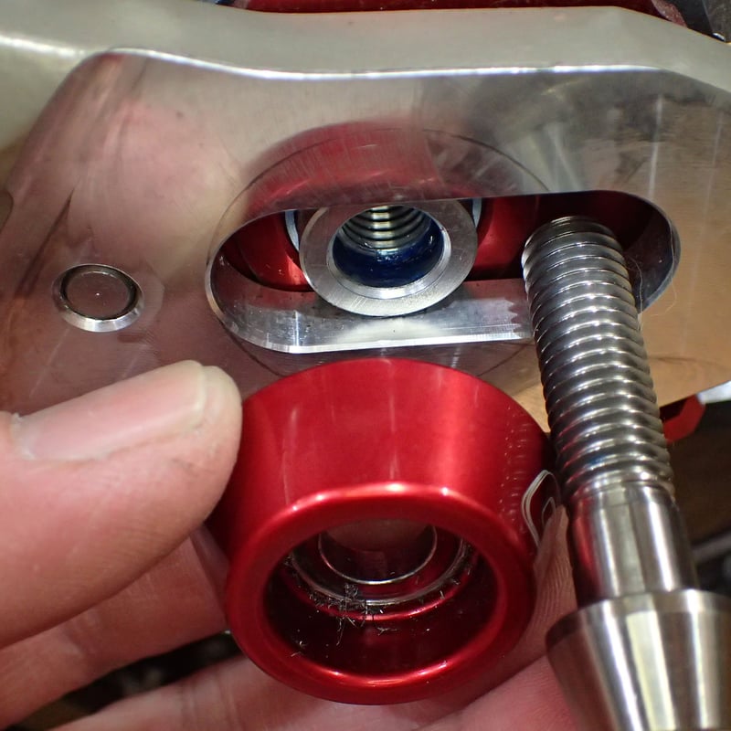 GASGAS TXT等用 リヤアクスルボルト 64チタン製 | STORES 工房