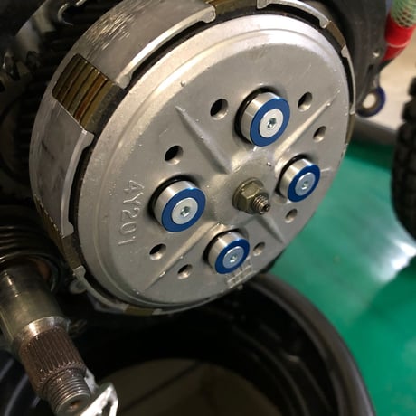 SCORPA TY-S125F(SY125F).YAMAHA TT-R125.TZR125.RZ125等用クラッチスプリングリテーナー