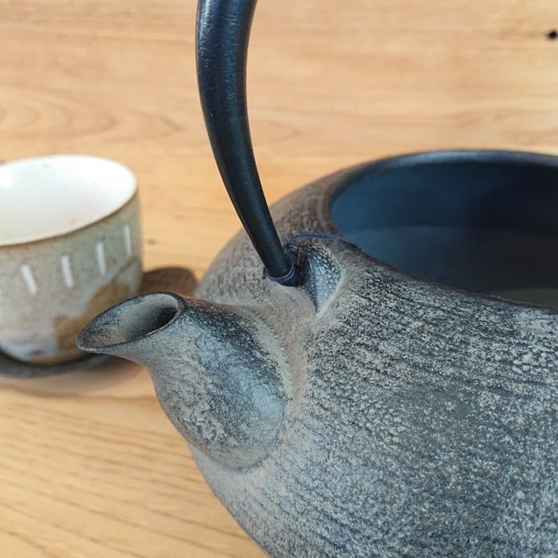 南部鉄器】鉄瓶 レザー持ち手 やかん | アウトドアモンスター