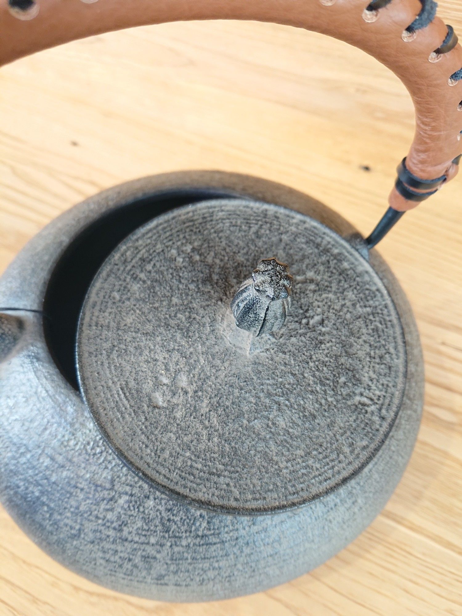 南部鉄器】鉄瓶 レザー持ち手 やかん | アウトドアモンスターTEABOY