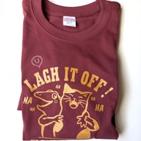 笑い飛ばせ！猫とカエルの笑顔Tシャツ（ボルドー）男女兼用