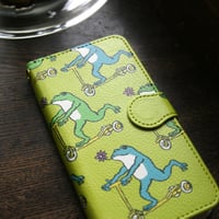スマホケース　カエルコースター（あまがえる）