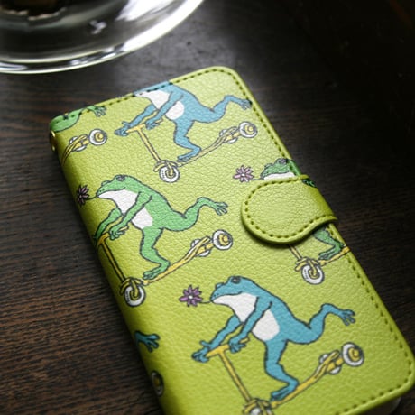 スマホケース　カエルコースター（あまがえる）