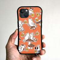 グリップiPhoneケース　猫とカエルが乾杯（サーモン）