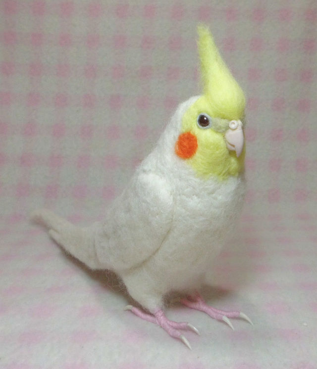 新品★オカメインコ★ルチノー★クリスマス・オーナメント★木製★一点もの★アート★ 受注作成品】 オカメインコ ルチノ－（濃赤目）羊毛フィギュア リアル