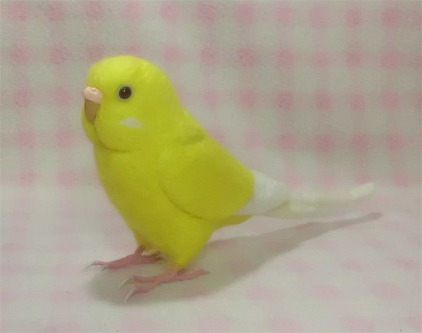 羊毛フェルト まんまるルチノーちゃん（赤目） マット付き セキセイインコ fit=scale-down,w=1200