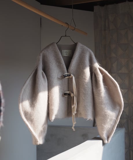 mohair arch arm jacket -cement cream-
