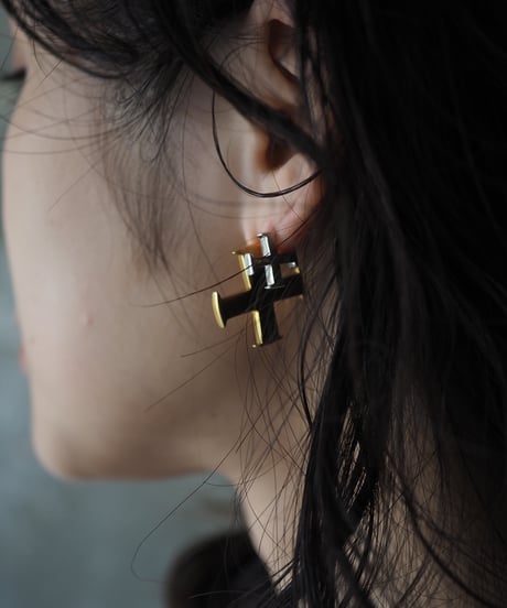 TOU pierced small  -silver-