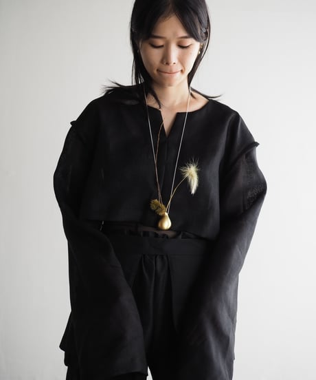 shushi vase necklace -brass-
