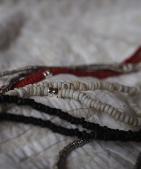 seeds double necklace MONO -black-