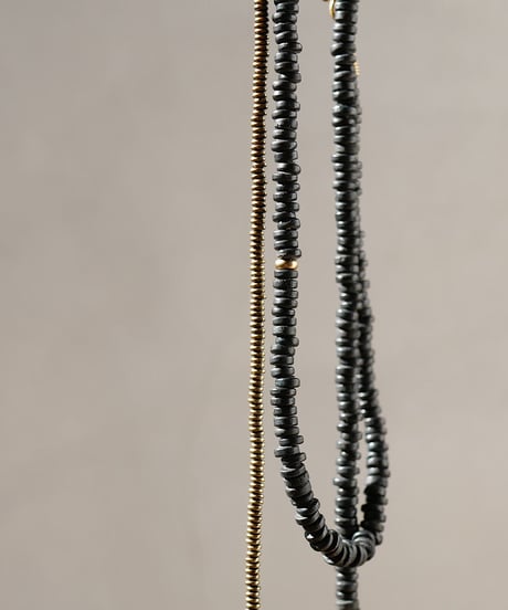 seeds double necklace MONO -black-