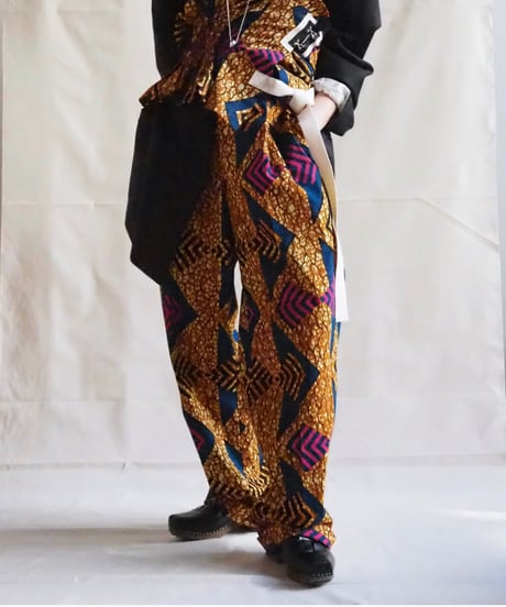 batik tuck pants -camel-