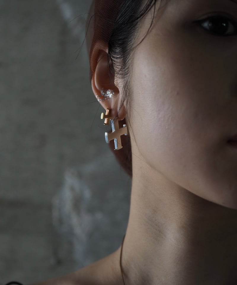 アクセサリー yaacc handwork /TOU pierced large yaacc handwork /TOU pierced large hand works silver pierce