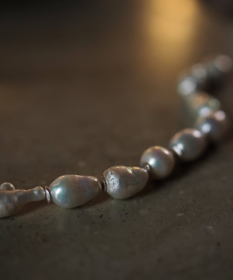 baroque pearl necklace