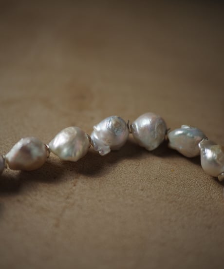 baroque pearl necklace