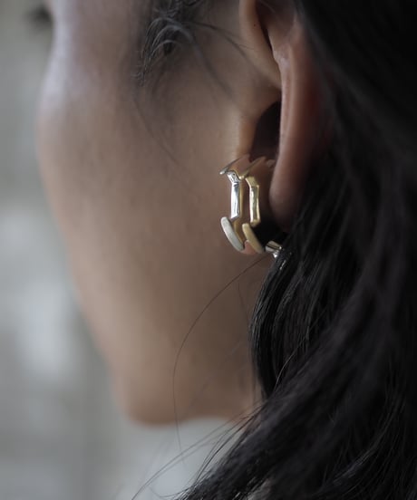 TOU earcuff -brass-
