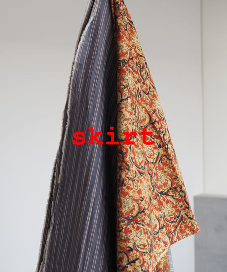 lots of gathers skirt -04