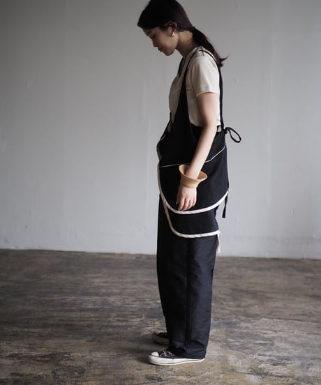 washed linen vest -black-