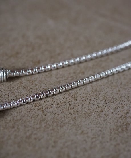 basis chain NL silver -labradorite-