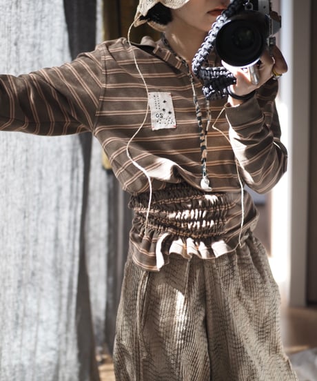 revive rugger shirring shirt -mocha-