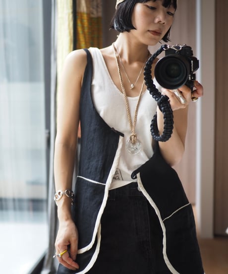washed linen vest -black-