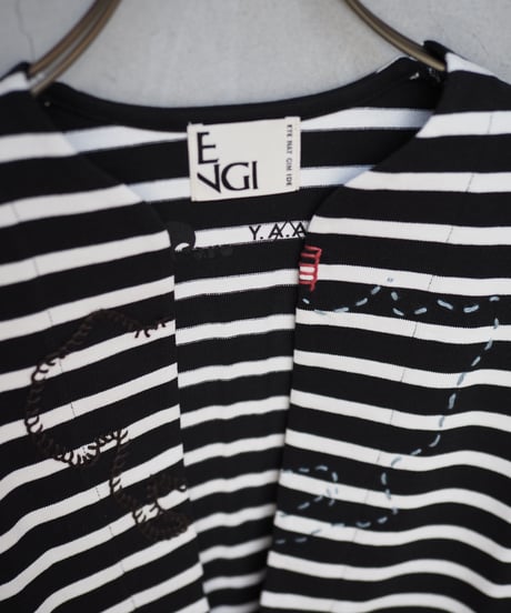 transit boder Tee -black-