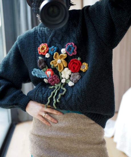 flower appliqué knit DARK GREDN