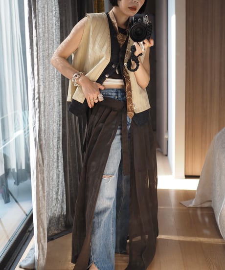 sheer over skirt ーBROWNー
