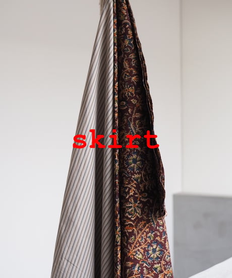 lots of gathers skirt -01