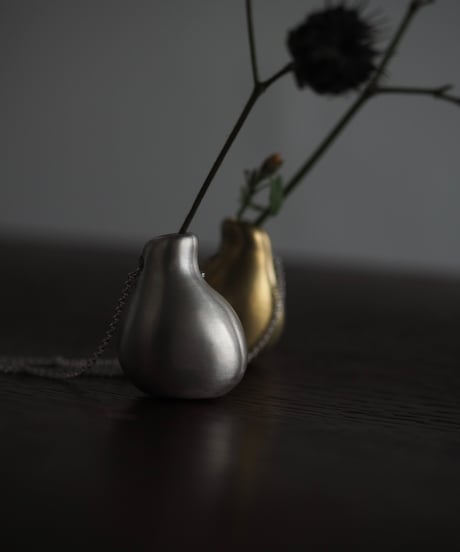 shushi vase necklace -silver-