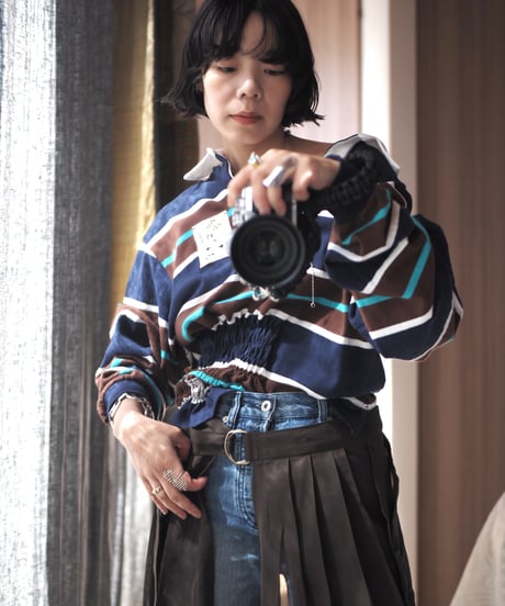 revive rugger shirring shirt -navy-