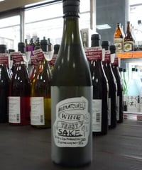 東鶴　純米生　ワイン酵母仕込み　　720ml