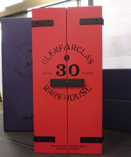 グレンファークラス　30年　レッドドア　700ml