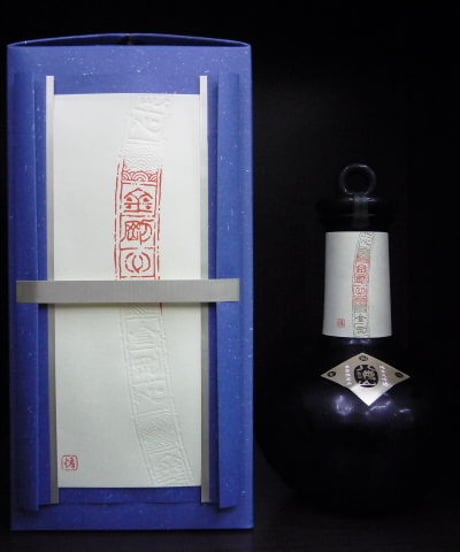 八海山・金剛心 純米大吟醸　2004年Vintage　800ml