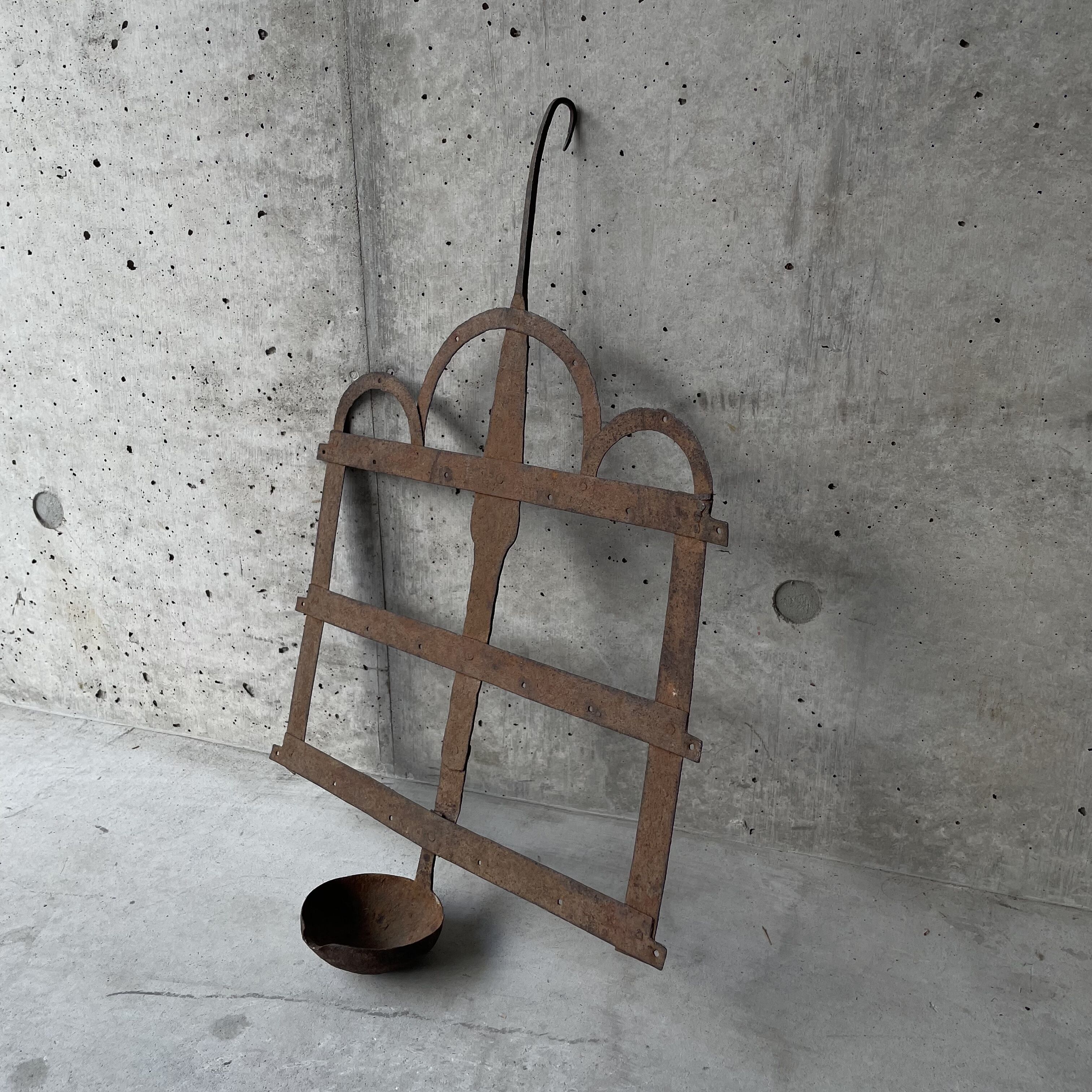 壁掛けのオイルランプ 18C | antiques miyawaki modern