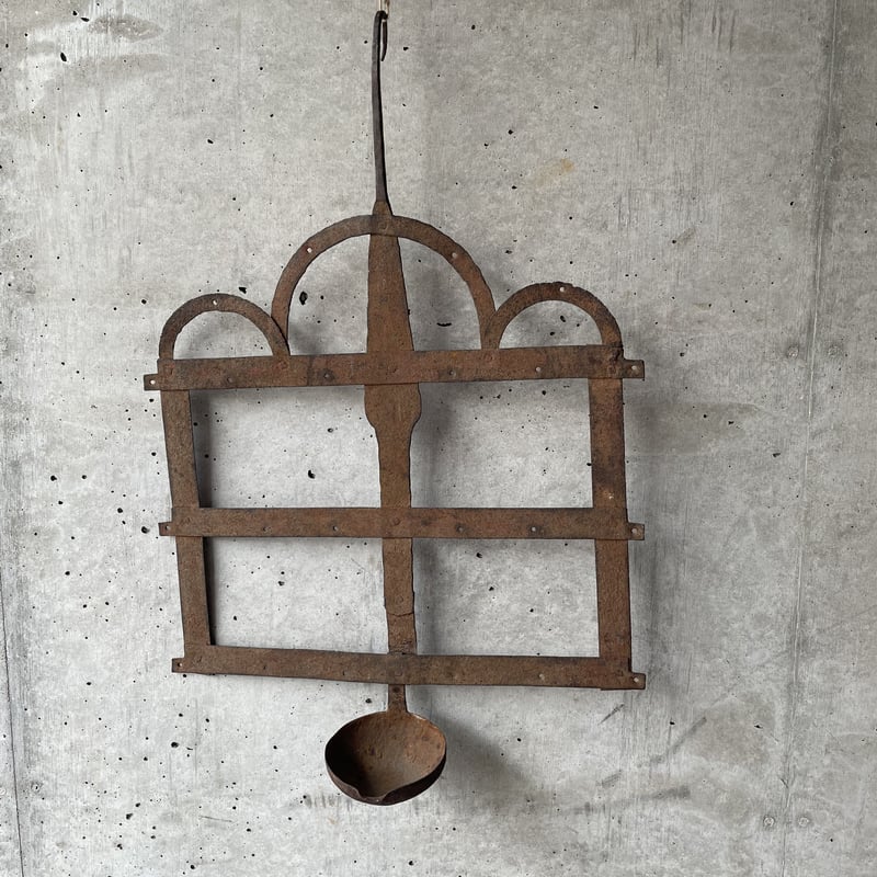 壁掛けのオイルランプ 18C | antiques miyawaki modern