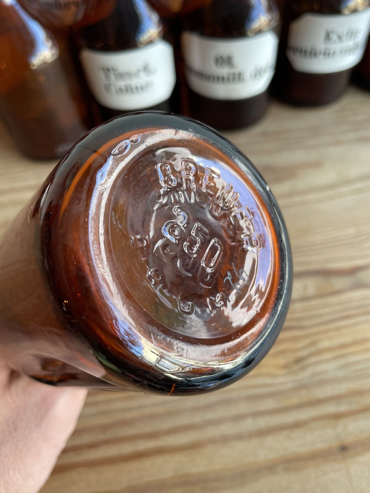 アンバーガラスの薬瓶 | antiques miyawaki modern