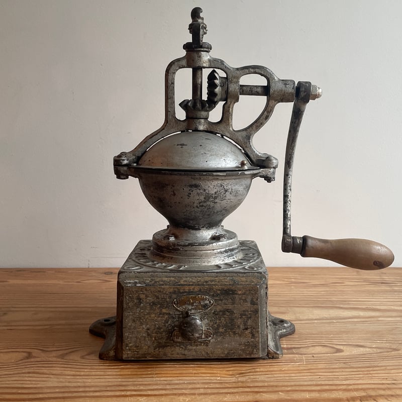 プジョー　PEUGEOT　コーヒーミル G0 アンティーク フランス アンティーク Peugeot(プジョー) モデル「G」「G1」 コーヒー