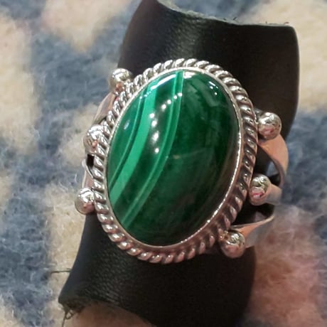 NAVAJO 『MALACHITE（孔雀石） RING 12号』