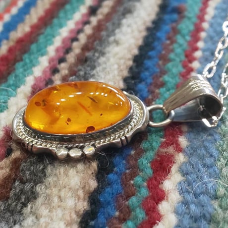 NAVAJO 『AMBER（琥珀） NECKLACE』