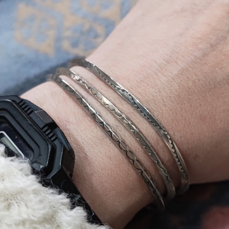 NAVAJO 『925SILVER NARROW BANGLE（ROUND&TRIANGLE）』