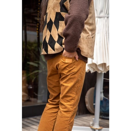 Nasngwam. 『SOUTH FLARE PANTS（GOLD）』