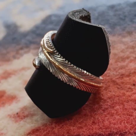 NAVAJO 『12KGF FEATHER RING（T. Mace） 19号』