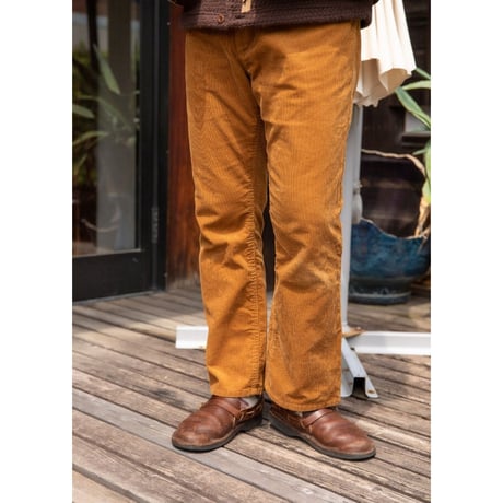 Nasngwam. 『SOUTH FLARE PANTS（GOLD）』