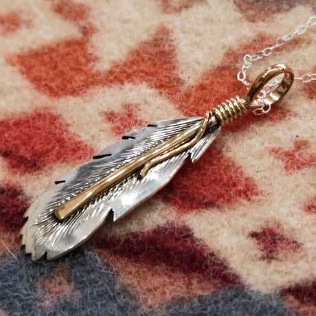 NAVAJO 『12KGF FEATHER NECKLACE（T. Mace）』