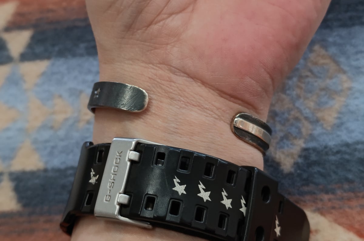 NAVAJO 『BANGLE (Michael Roanhorse)』 | S K U(スクゥ) NAVAJO 『BANGLE (Michael Roanhorse)』 | S K U(スクゥ)
