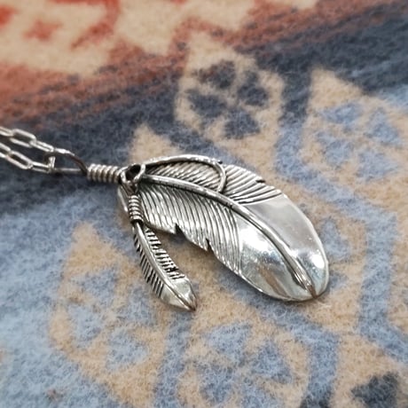 NAVAJO 『DOUBLE FEATHER NECKLACE（J.Mace）』