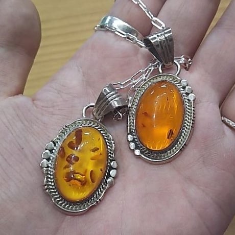 NAVAJO 『AMBER（琥珀） NECKLACE』